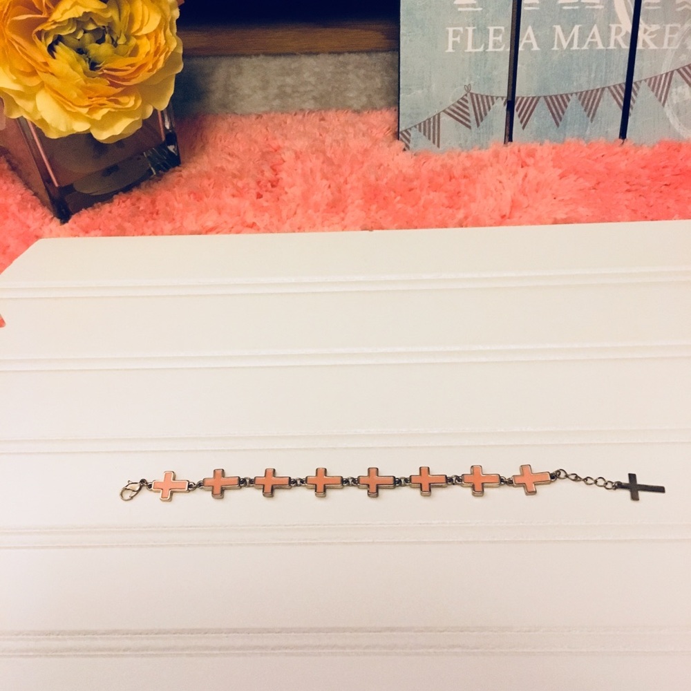 Silver and Peach Colored Cross Bracelet ⭐️⭐️
